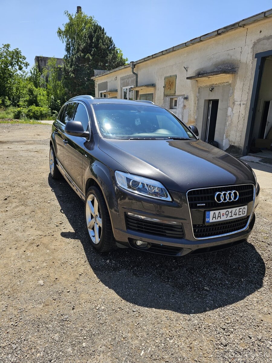 Audi Q7 4.2 TDI 8V - 2