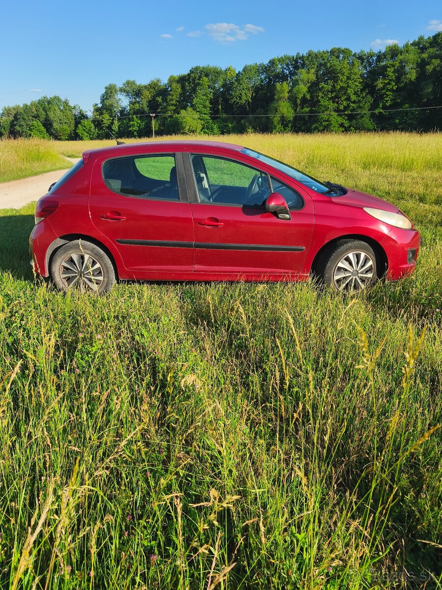 Peugeot 207 - 2