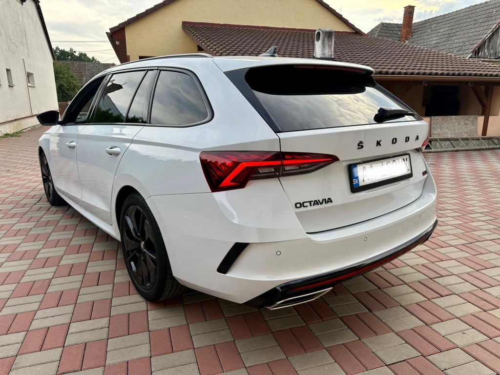 Škoda Octavia Combi 2021 - 2