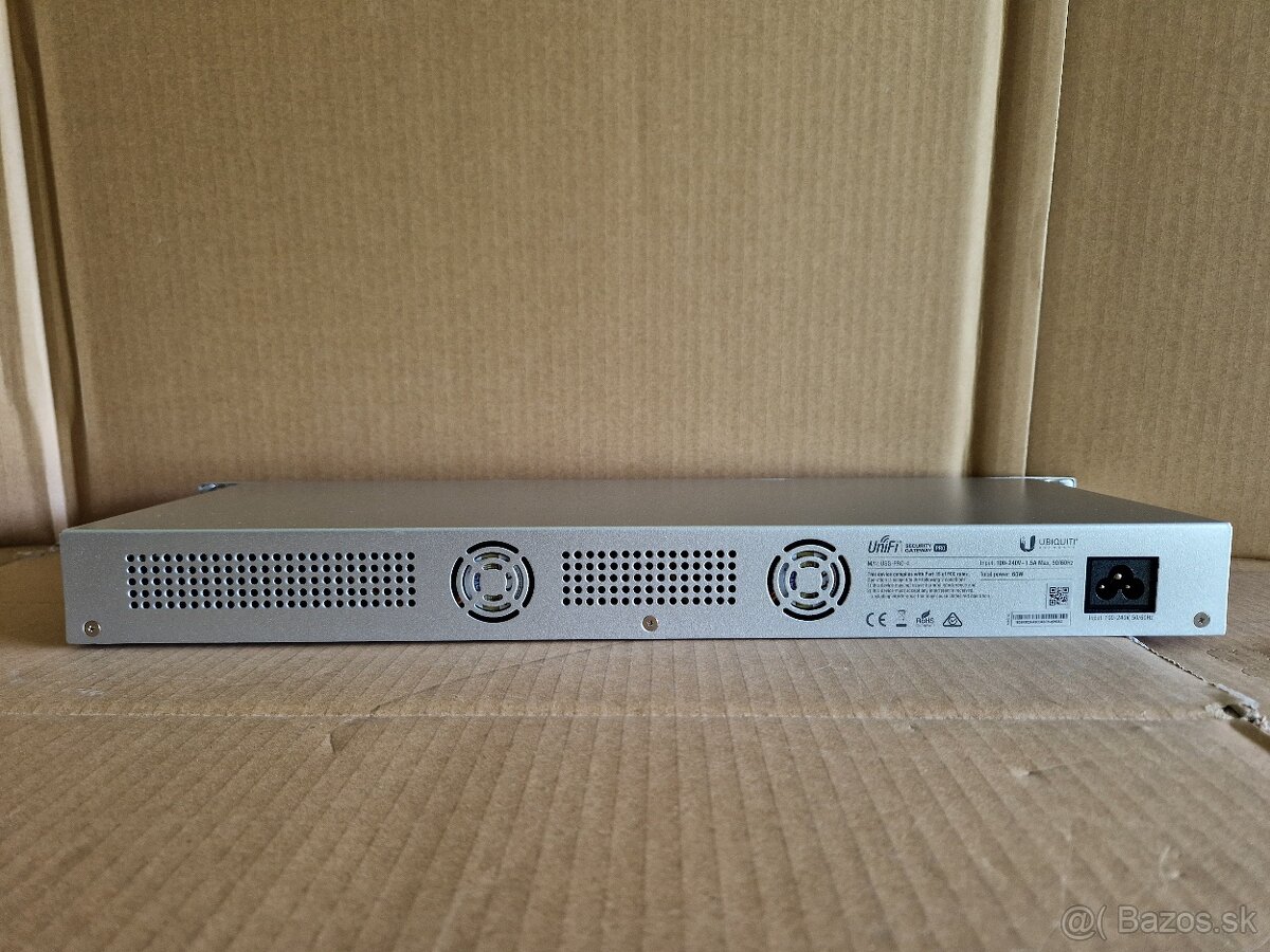 UniFi Security Gateway M/N: USG-PRO-4 - 2