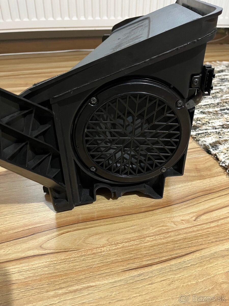Subwoofer CANTON - Octavia 3FL - 2
