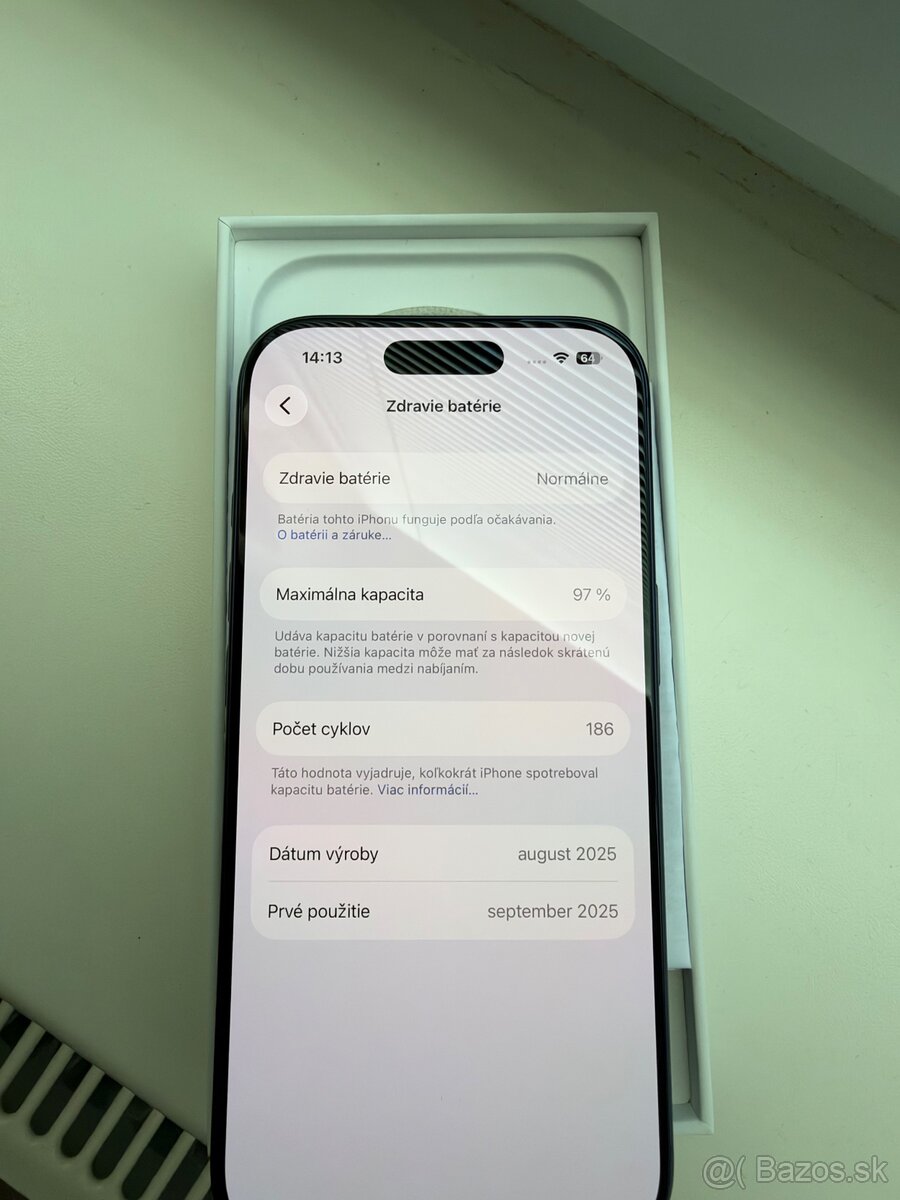 iPhone 17pro 256gb blue - 2