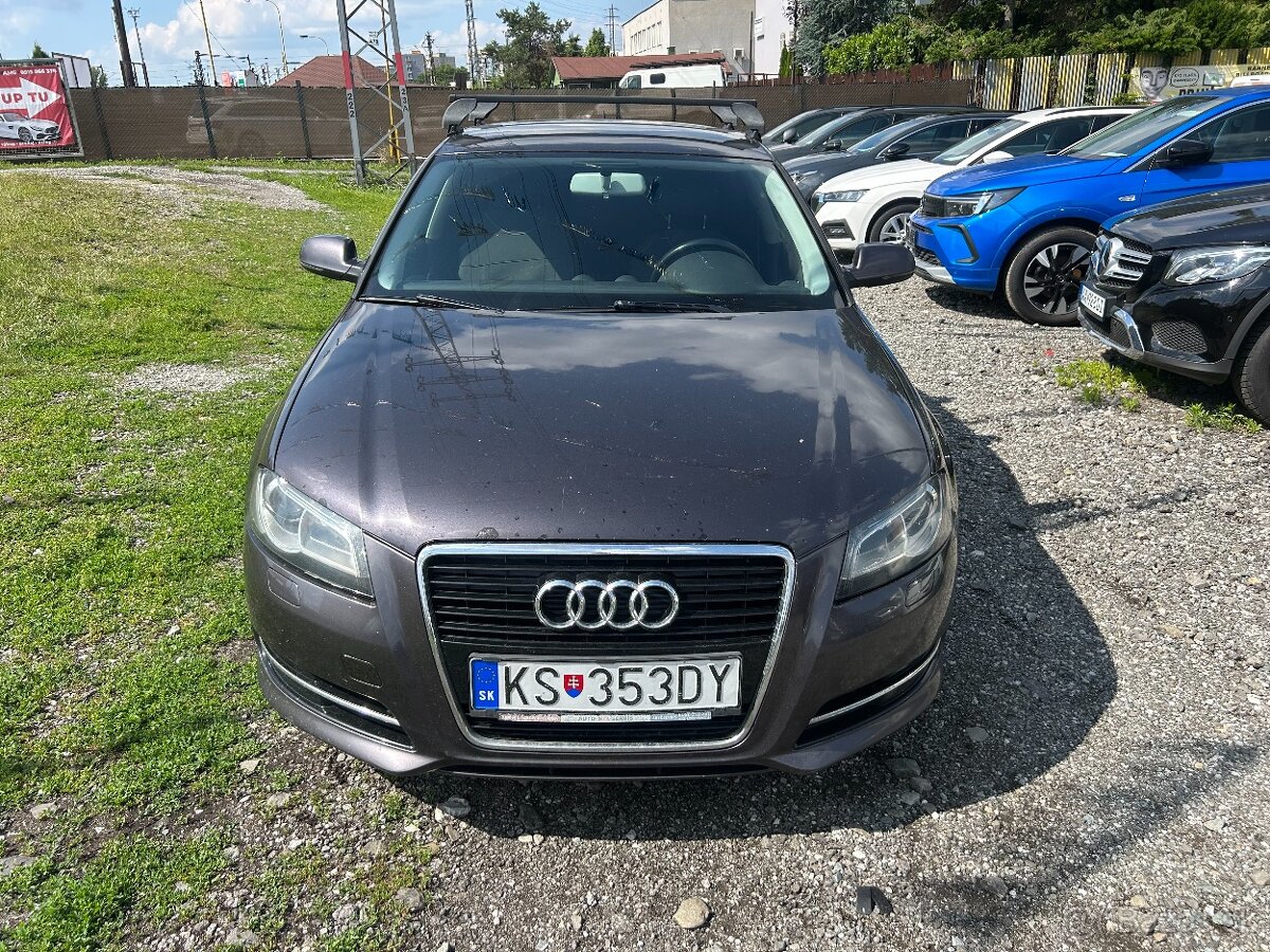 Audi A3 Sportback 2.0 TDI DPF Ambiente - 2