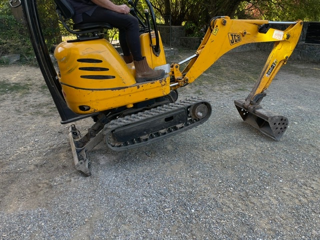 MINI BAGER JCB 8010 - 2