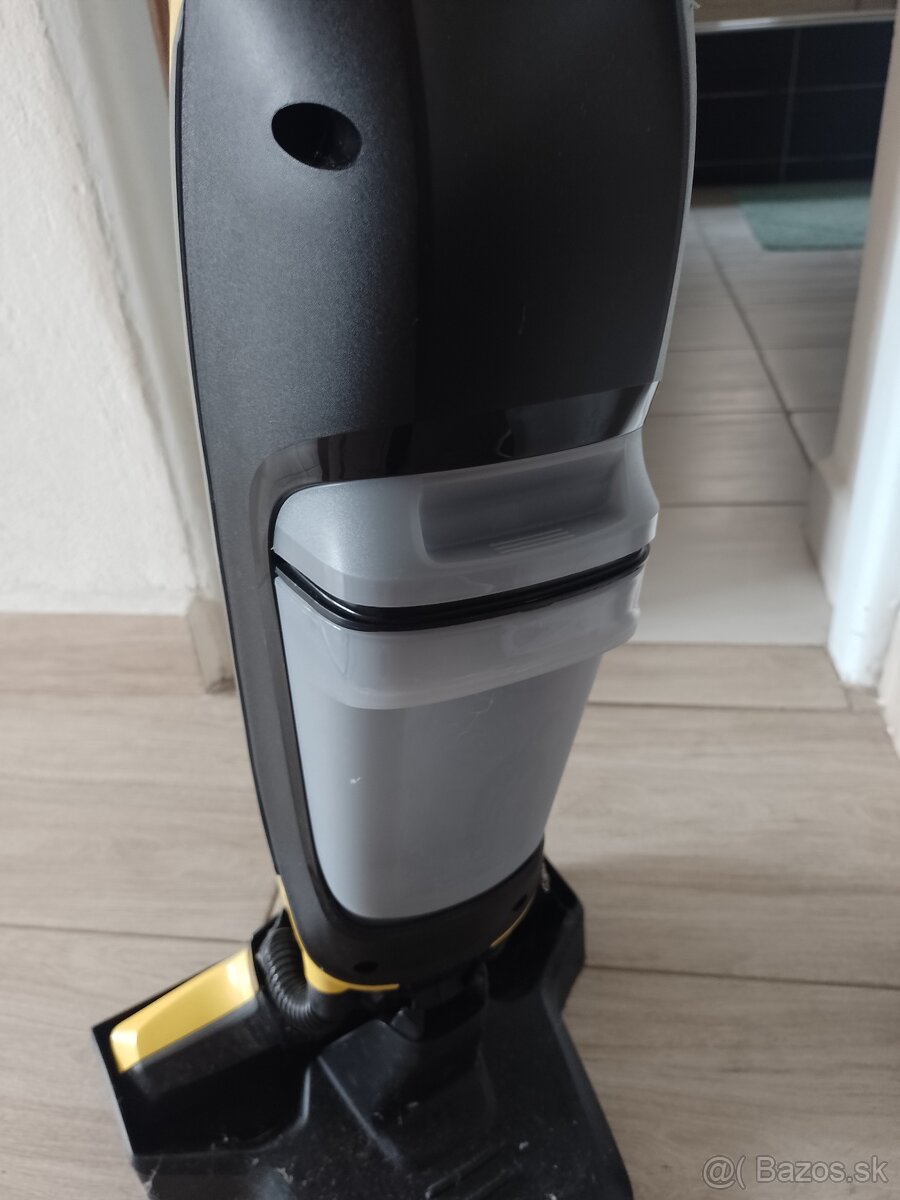 Kärcher FC5 - čistič na tvrdé podlahy - 2