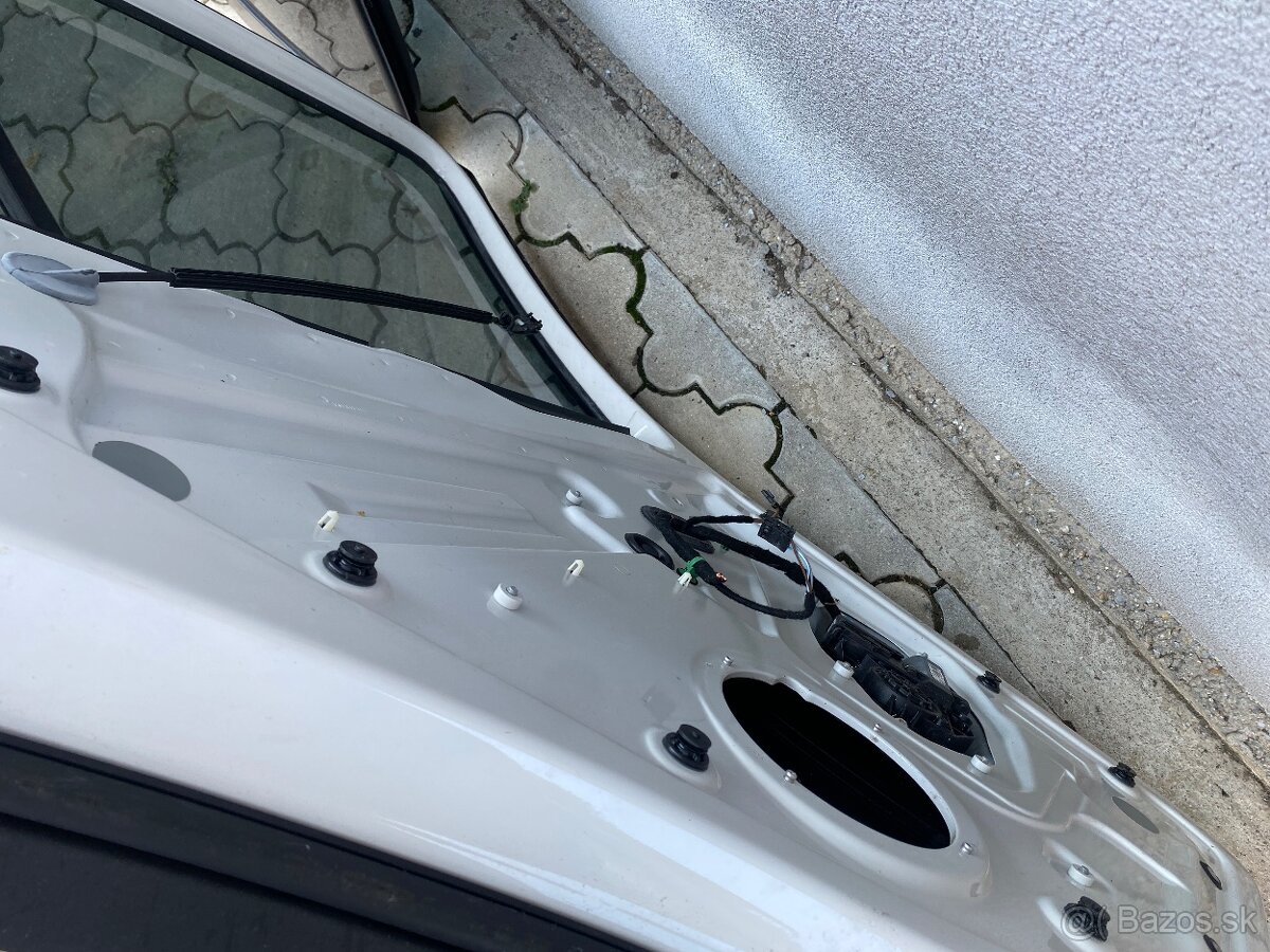 VOLKSWAGEN GOLF PLUS ZADNÉ DVERE - 2