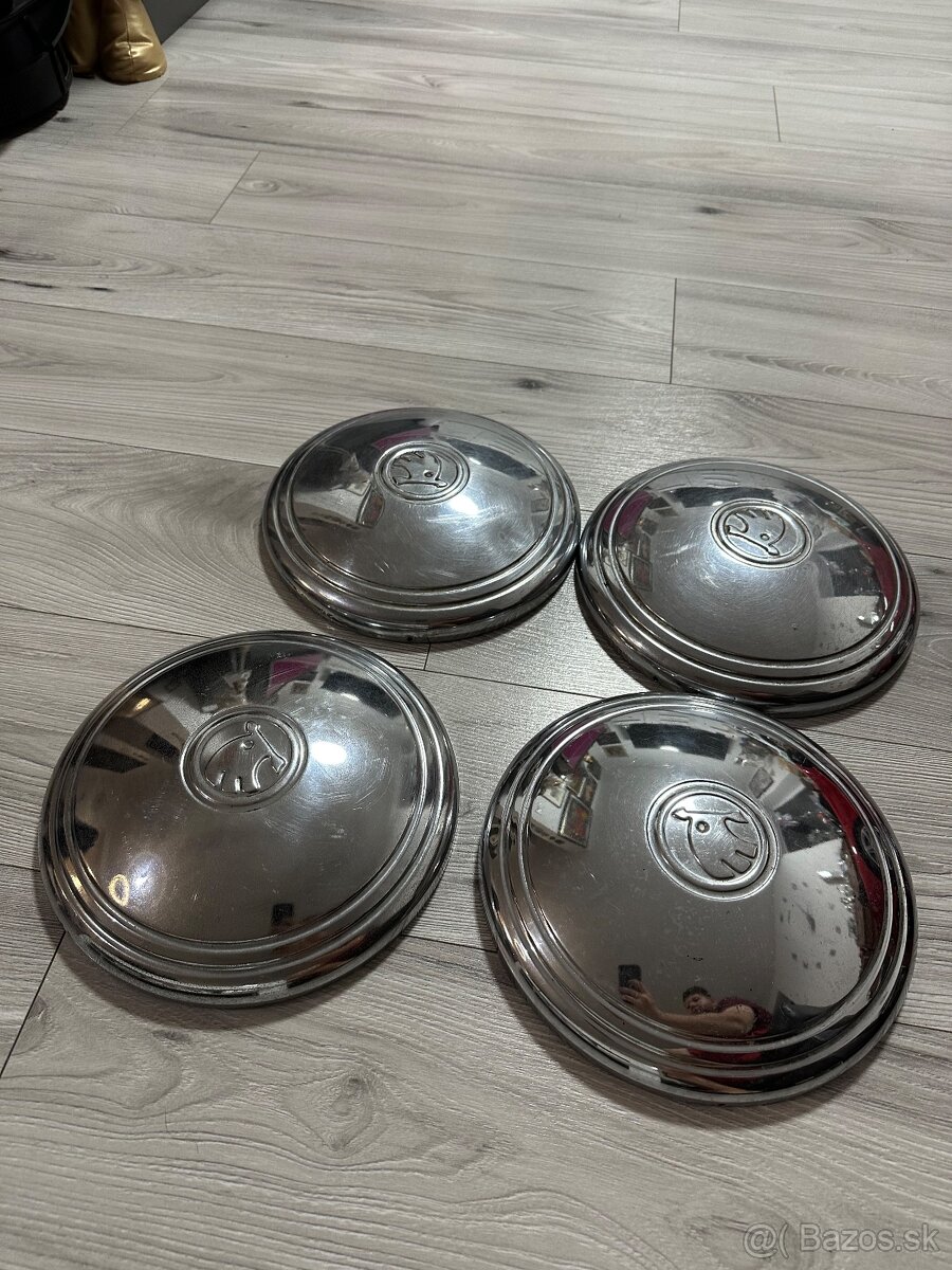 Predám puklice MB1000 škoda - 2