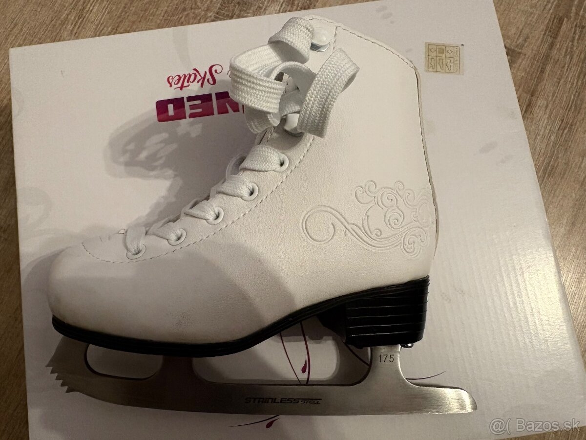 Predám detské korčule Crowned LUXURY-JR W8B, veľkosť 28 - 2