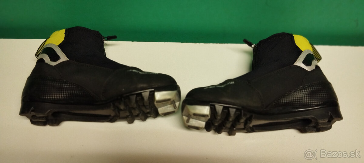 Predám detské JR topánky na bežky FISCHER EU-38. - 2