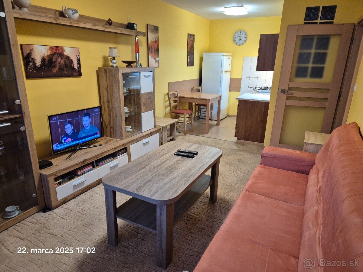 Prenájom - 1,5 izbový byt v Košiciach - Terasa, Hronská ul. - 2