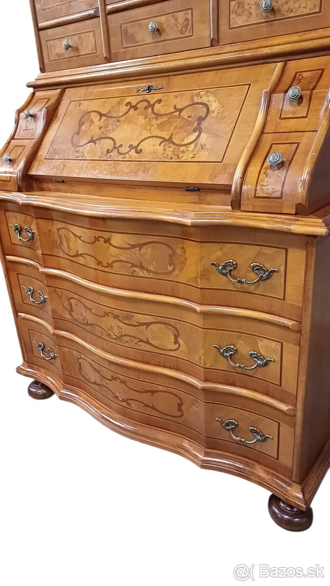 Starožitný nabytok - 2