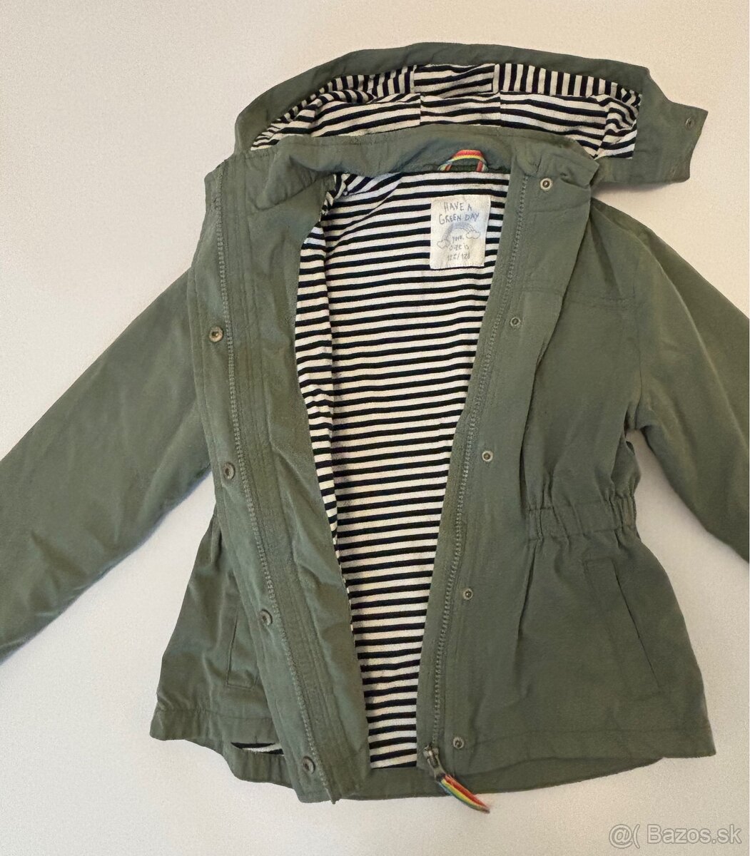 Krasna jarna bundicka Tchibo 122/128. - 2