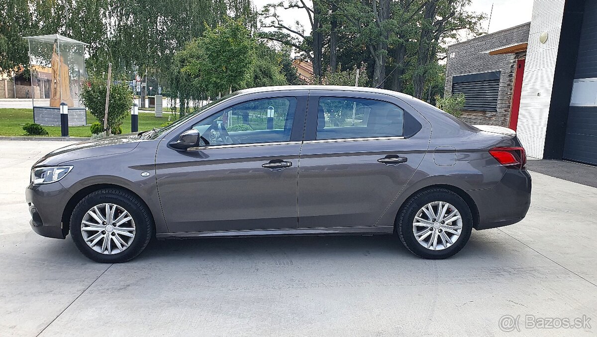 Peugeot 301 1.2 PureTech Allure - 2