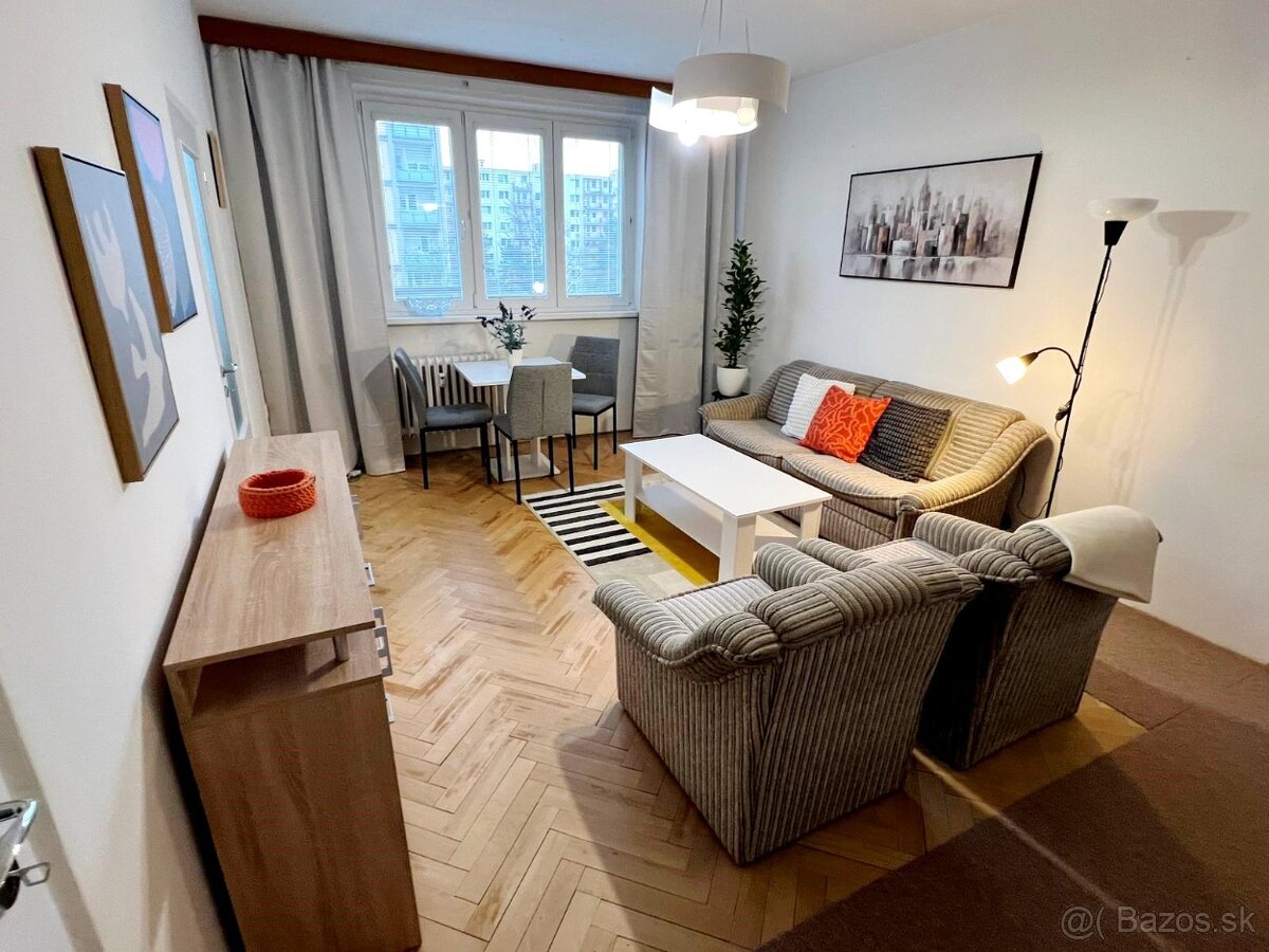 Prenaj.3-izb.byt, Exnárova, Ružinov, BA 2 - 2