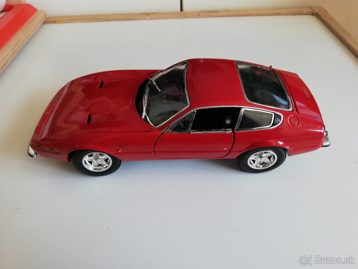 1:18 FERRARI 356 GTB/4 Hot Wheels - 2