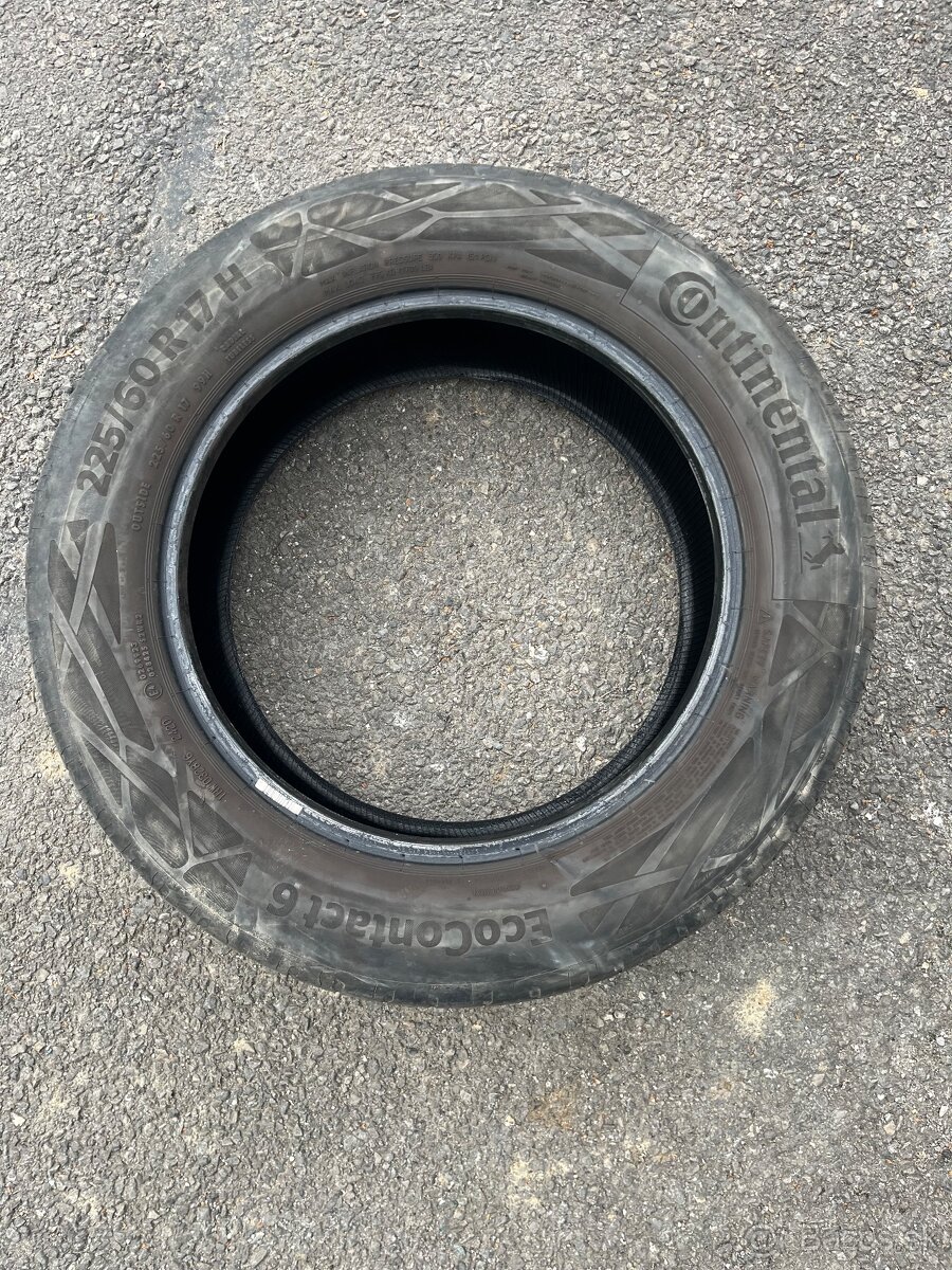 Pneumatiky continental 225/60 R17 - 2