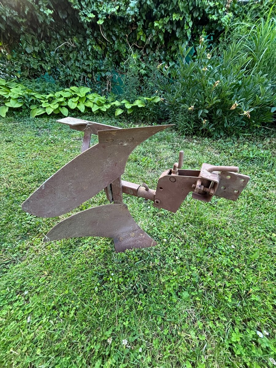 Pluh - 2