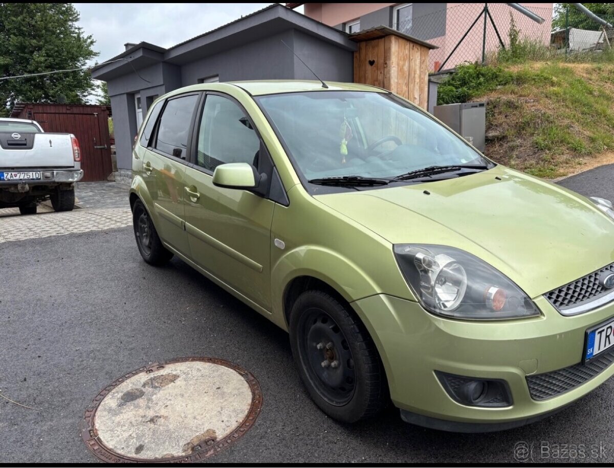 Ford Fiesta - 2