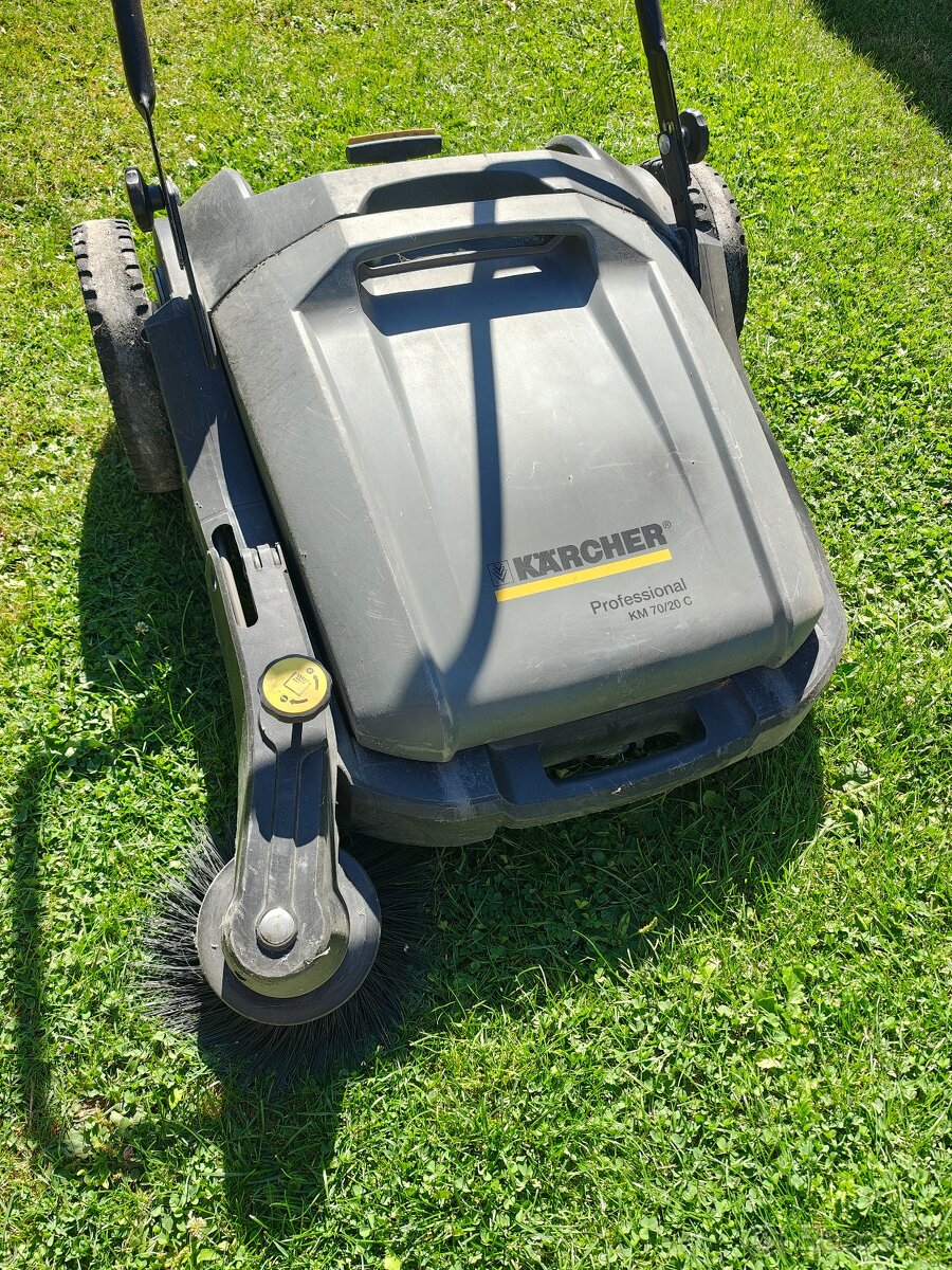 Zametaci stroj Karcher KM 70/20 - 2