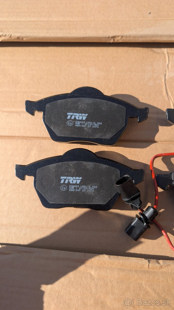 Brzdové platničky TRW GDB1307 - 2