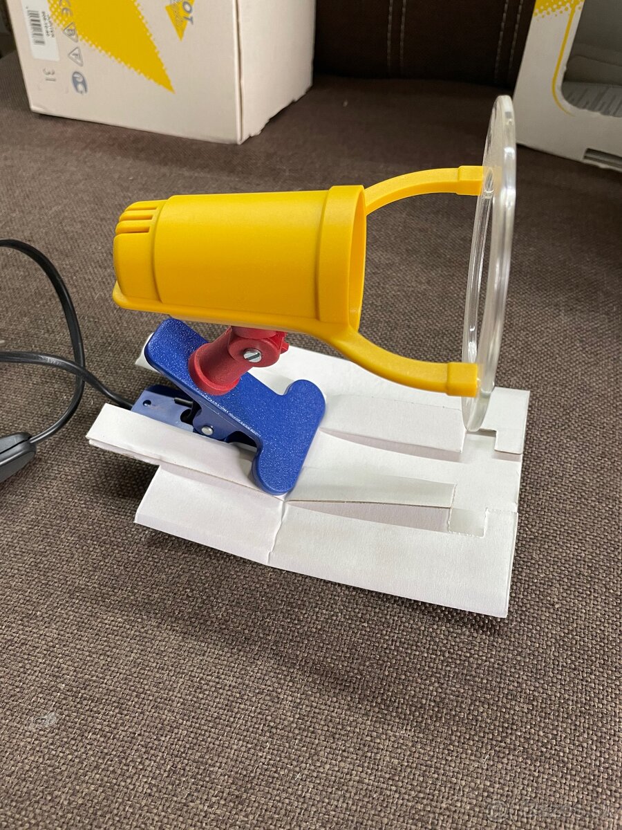 Lampa s klipom - 2