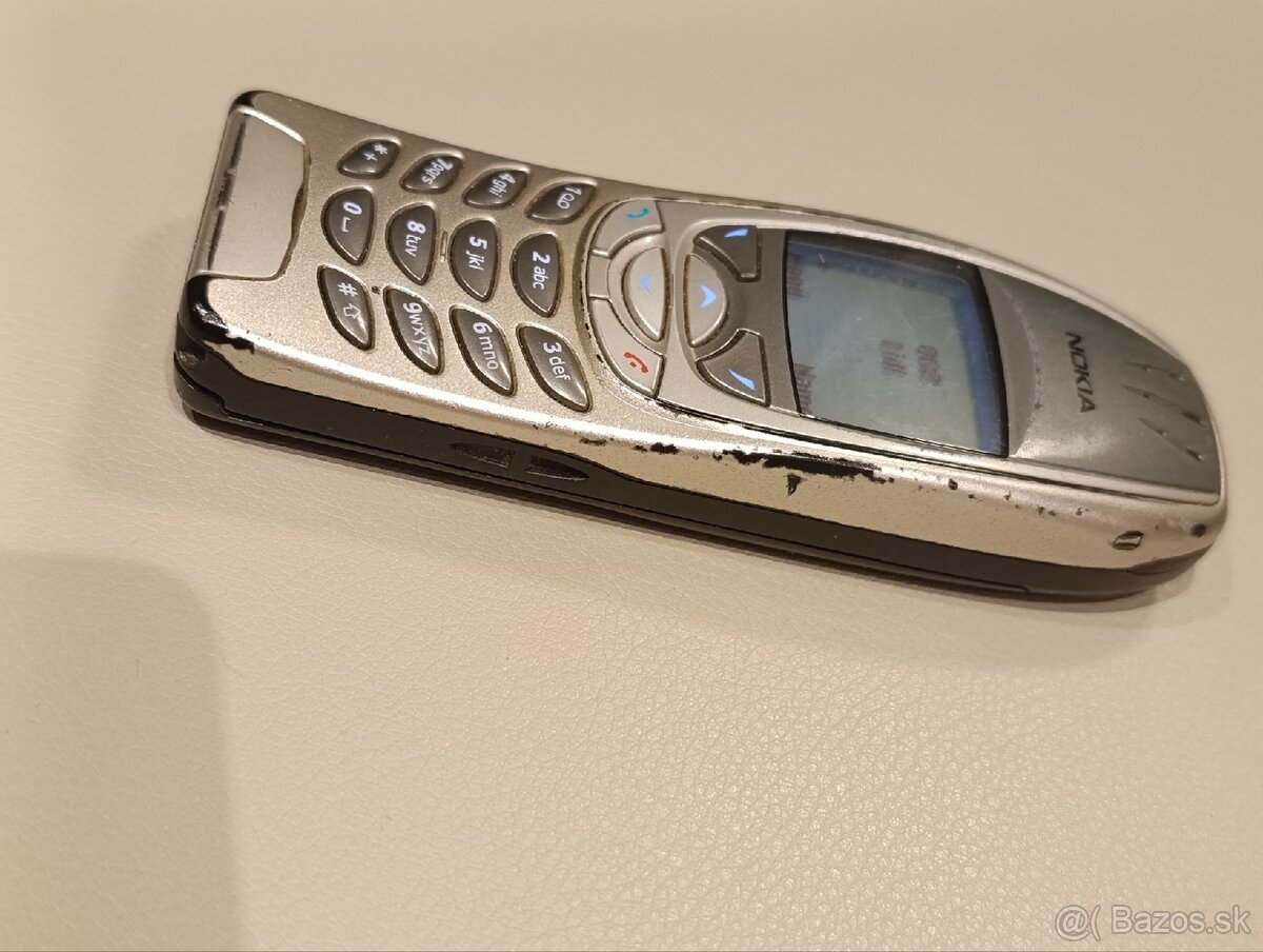 Nokia 6310i - 2