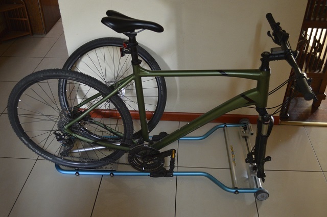 predam svajciarsky interierovy nosic na bicykle - 2