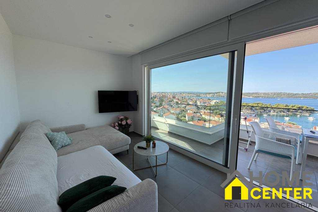 NA PREDAJ luxusný penthouse / 48 m² / v Trogire na ostrove Č - 2