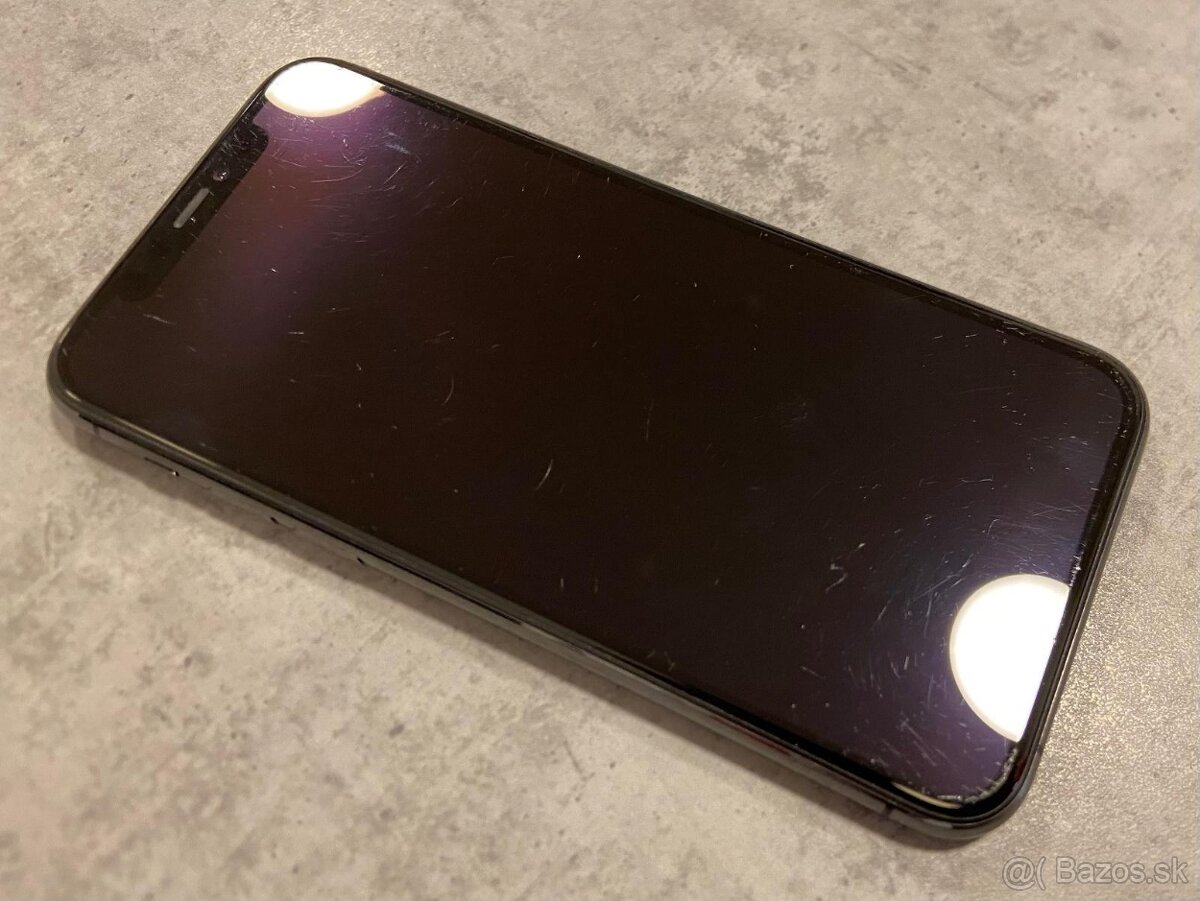 Apple iPhone 11 Pro - 64 GB / Plne funkčný - 2