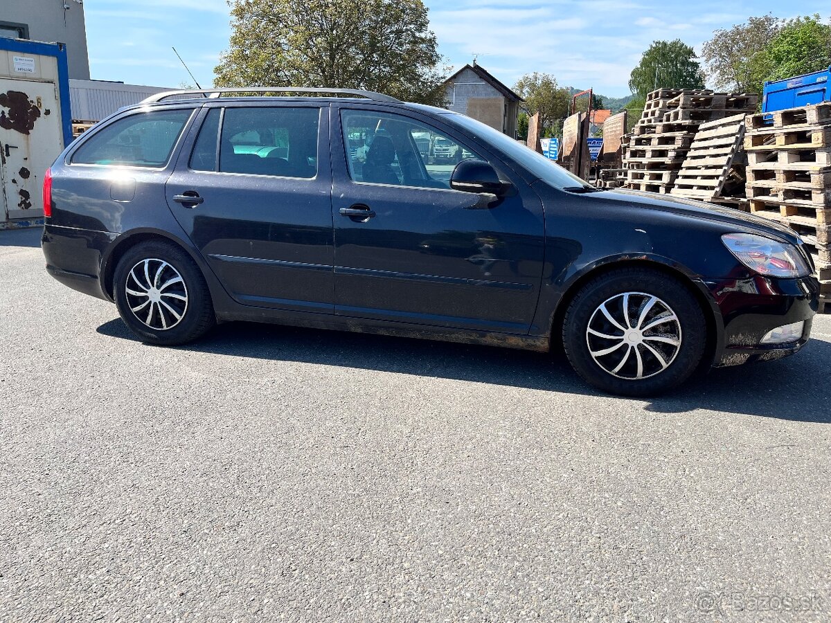 Škoda Octavia 2 Kombi 1.4TSI 90kw - 2