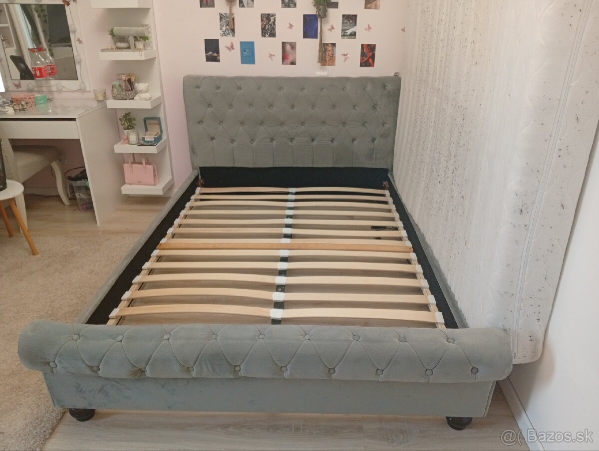 Čalúnená posteľ - 2