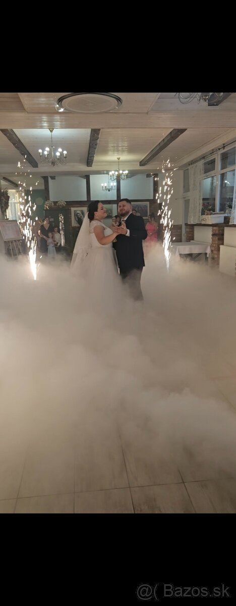 Plazivý dym a studene iskry, tanec v oblakoch - 2