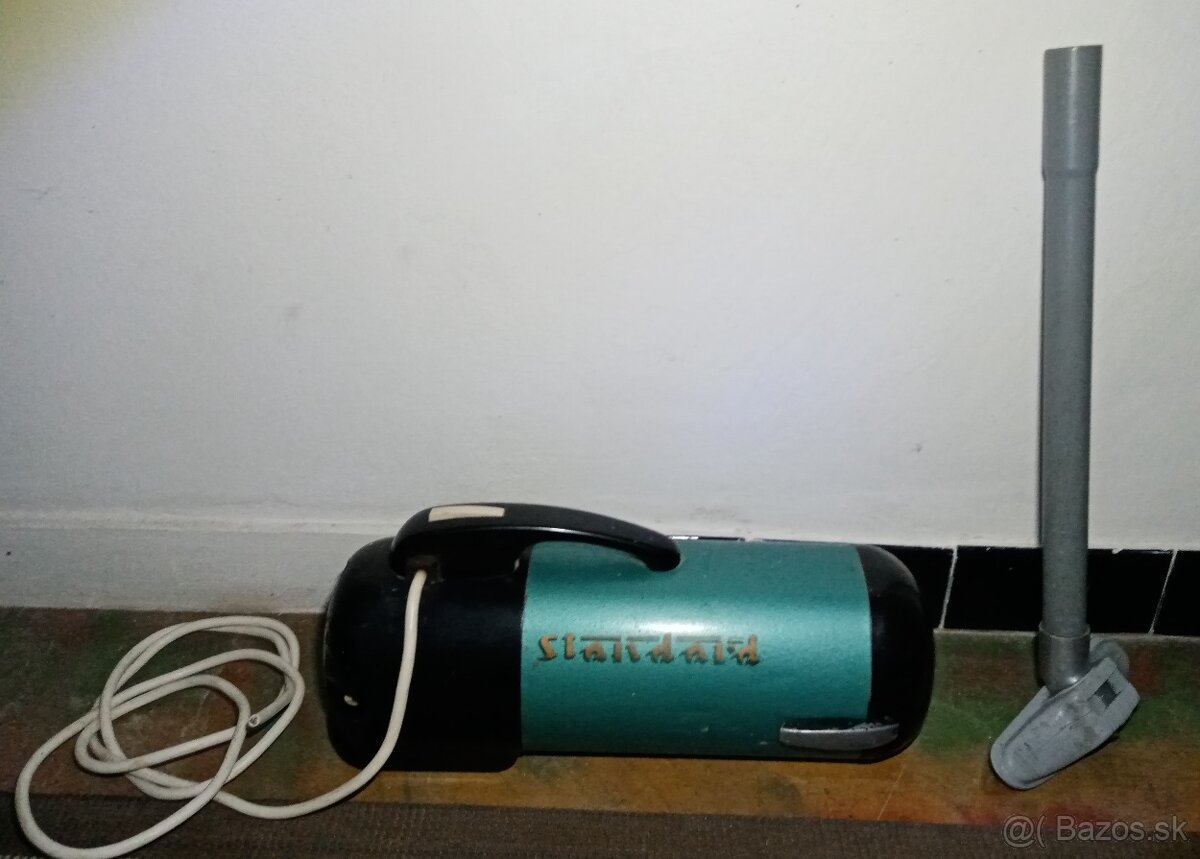 Retro vysávač Elektro - Praga 401 Standard - 2