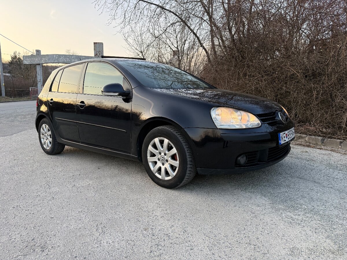 Volkswagen Golf 5 1.9TDi - 2
