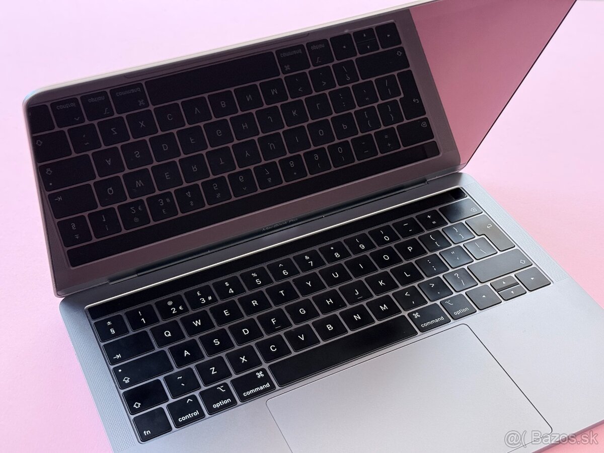 MacBook PRO 2019 13 8GB / 256GB Nová Baterka - 2