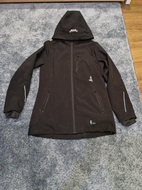 Damska cierna softshellova bunda - 2