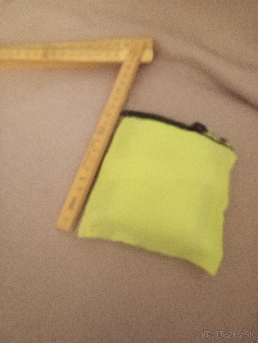 Pršiplášť pre psíka - 2