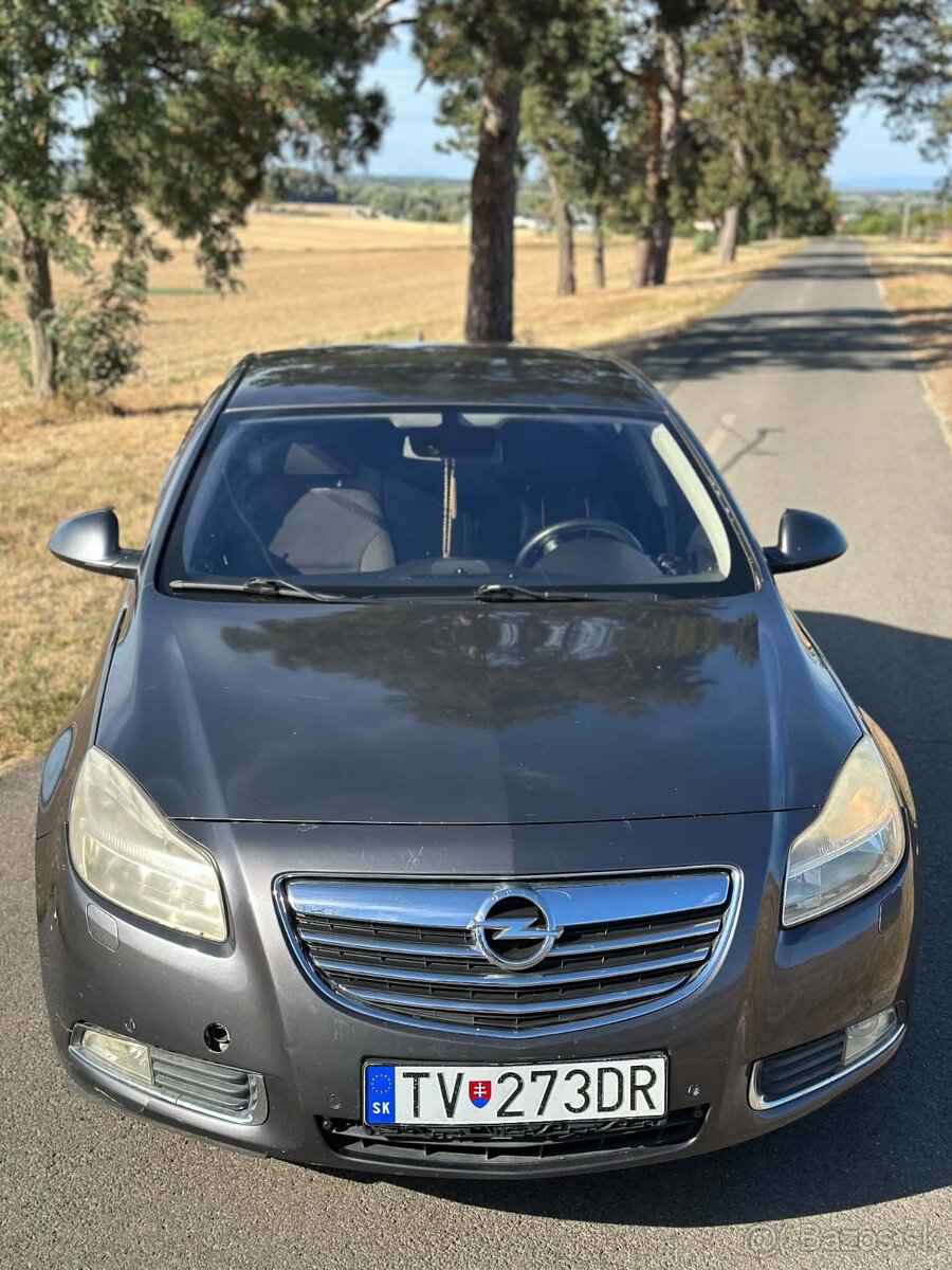 Insignia - 2