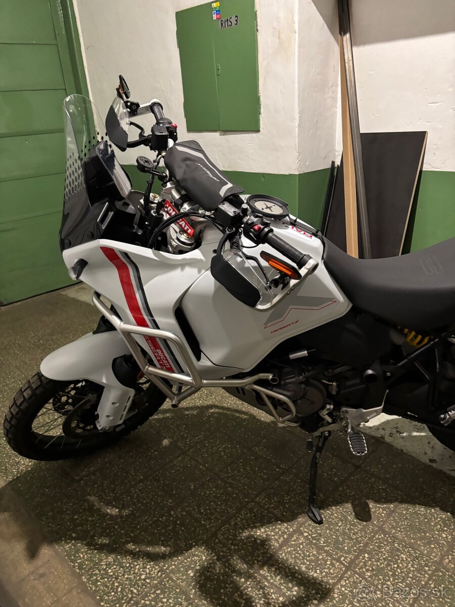 Ducati Desert X - 2