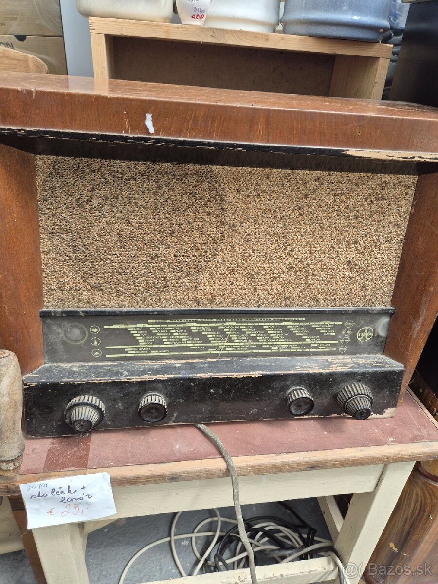 Predam drevene radio Tesla - 2