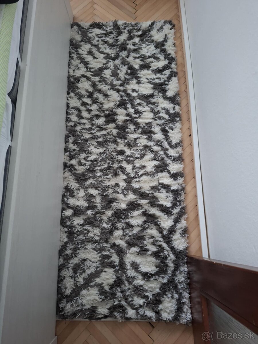 Koberec + 2 behúne - 2