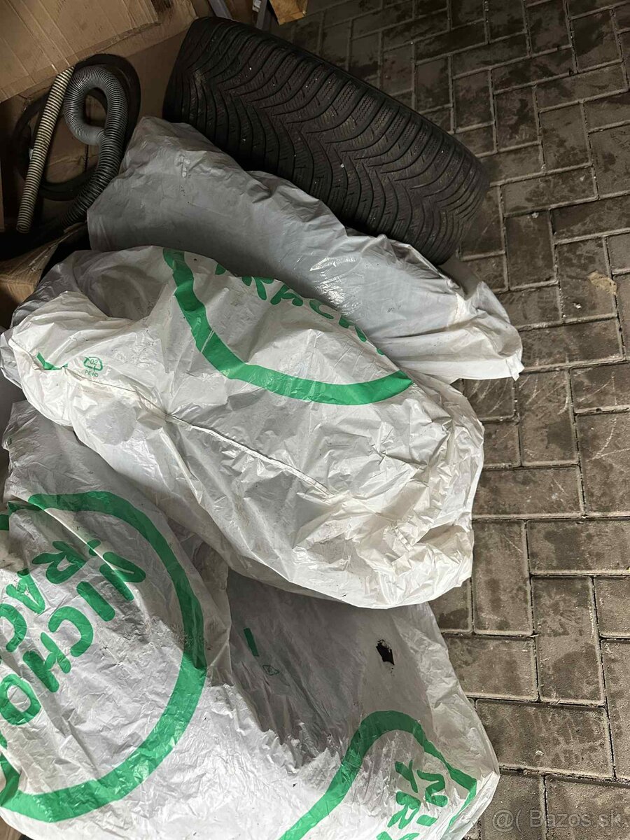 Plechové disky R16 5x112 so zimnými pneu - 2