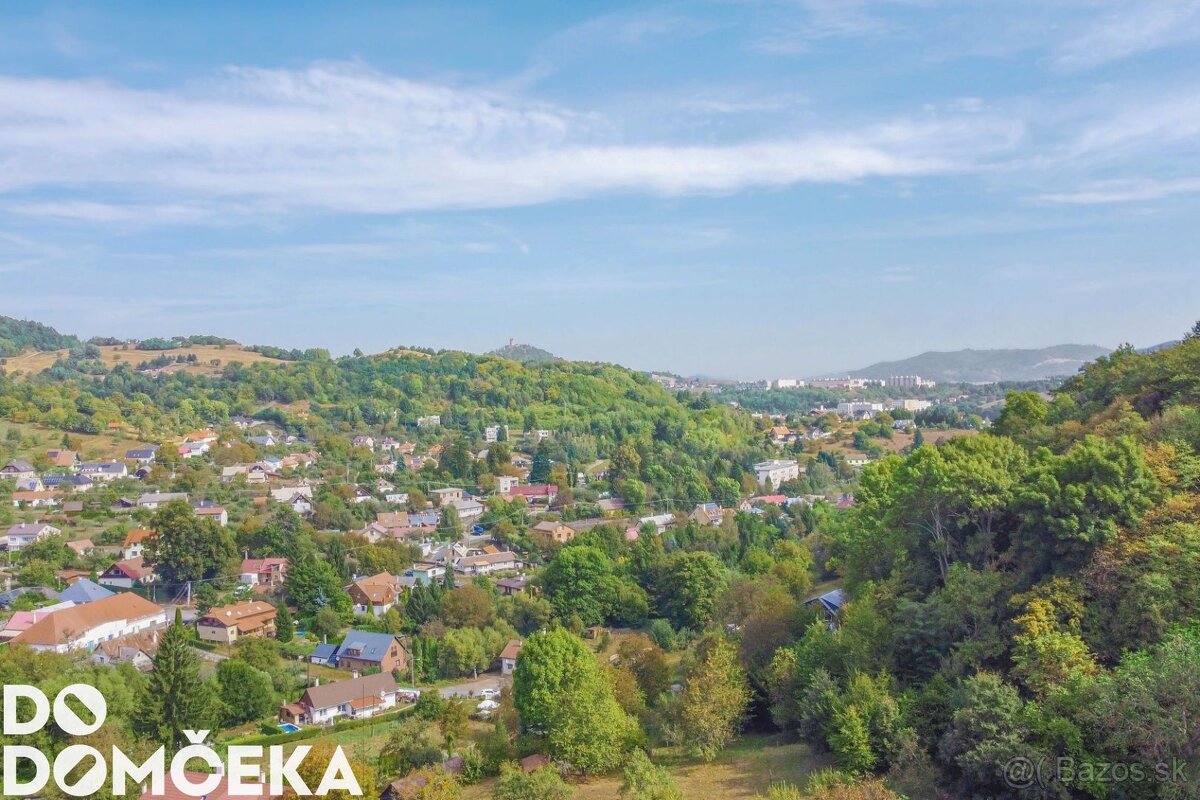 DO DOMČEKA | Slnečný stavebný pozemok v blízkosti lesa, Krík - 2