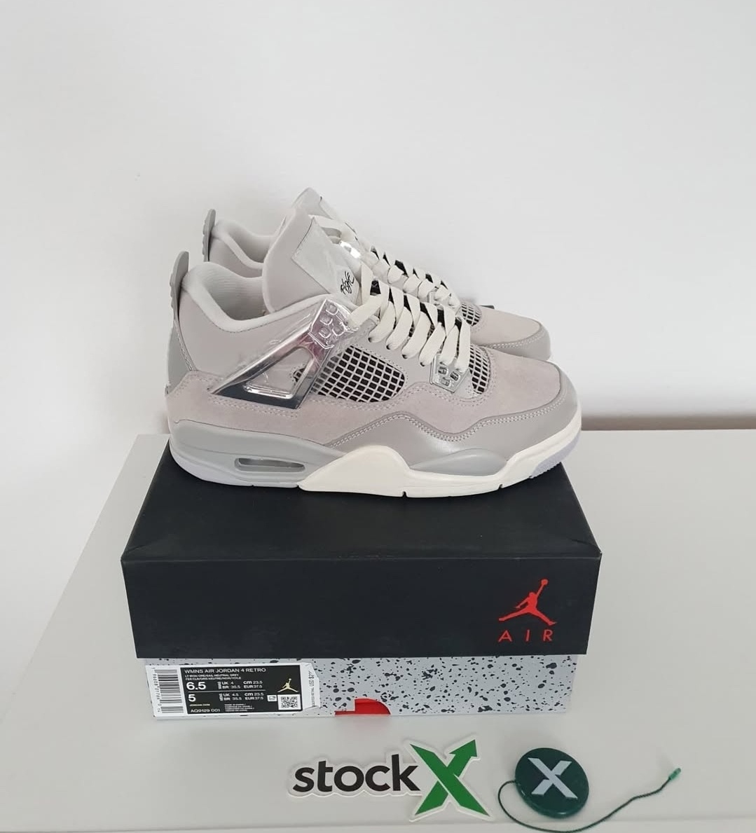 Air Jordan 4 Frozen Moment - 2