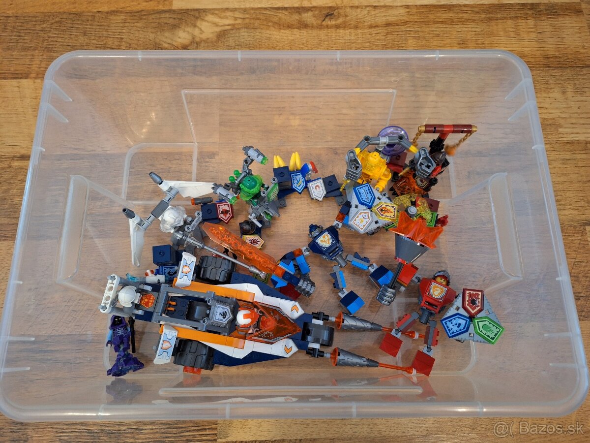 Predám LEGO Nexo Knights - 2