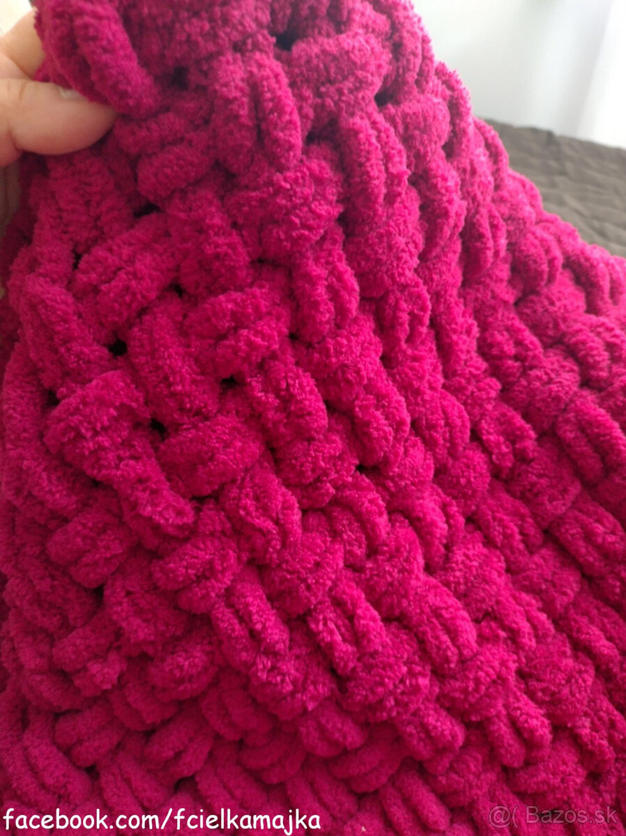 Velka pletená deka višňa - 2