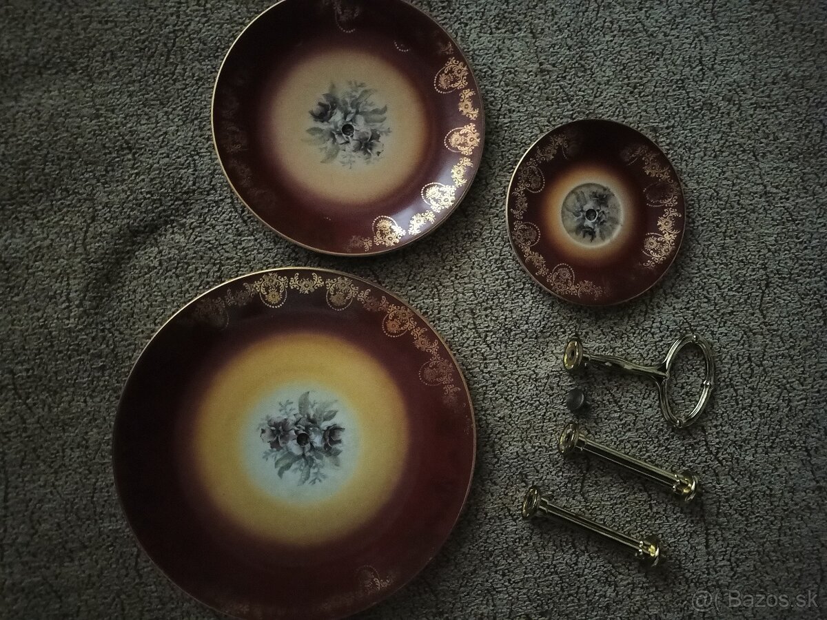 etazer a dezertna súprava tanierov - 2