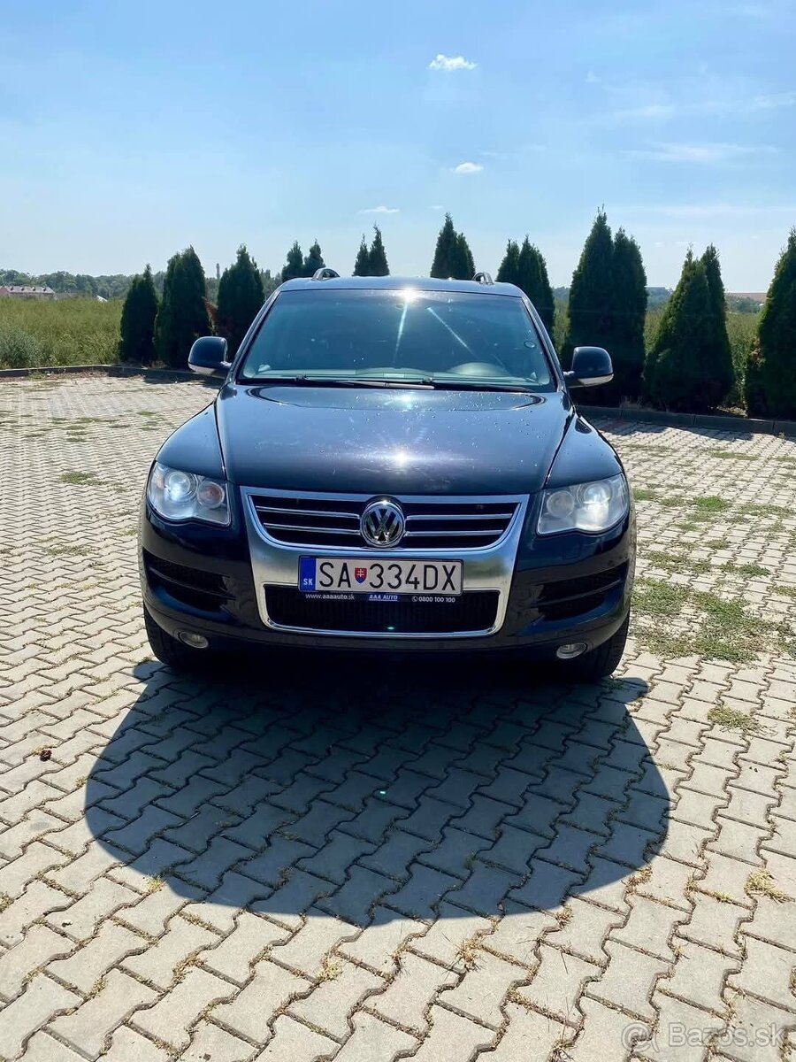 Volkswagen Touareg - 2