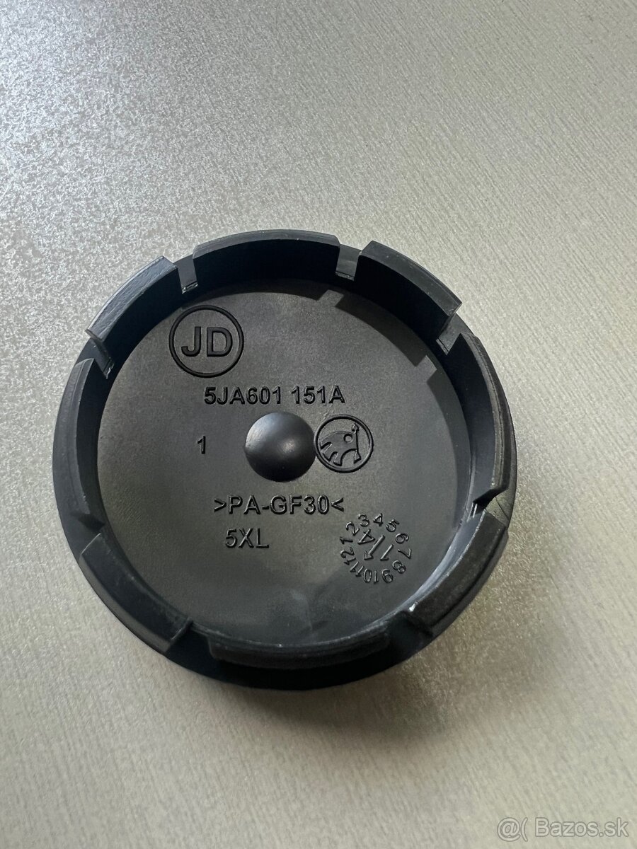 Krytky na disky elektrony Škoda + ventilkové krytky - 2