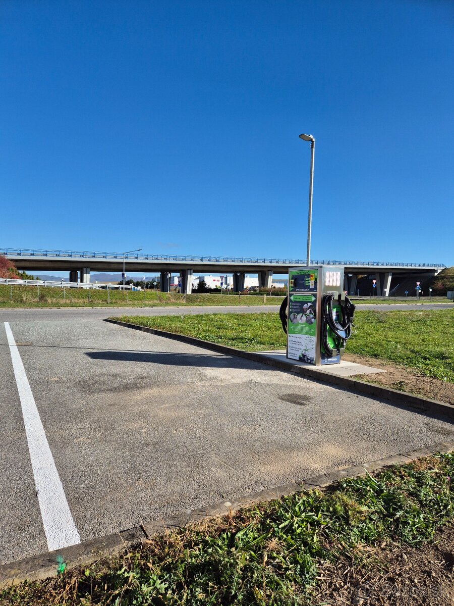 Samo obslužné tepovanie, parné čistenie a vysávanie aut. - 2